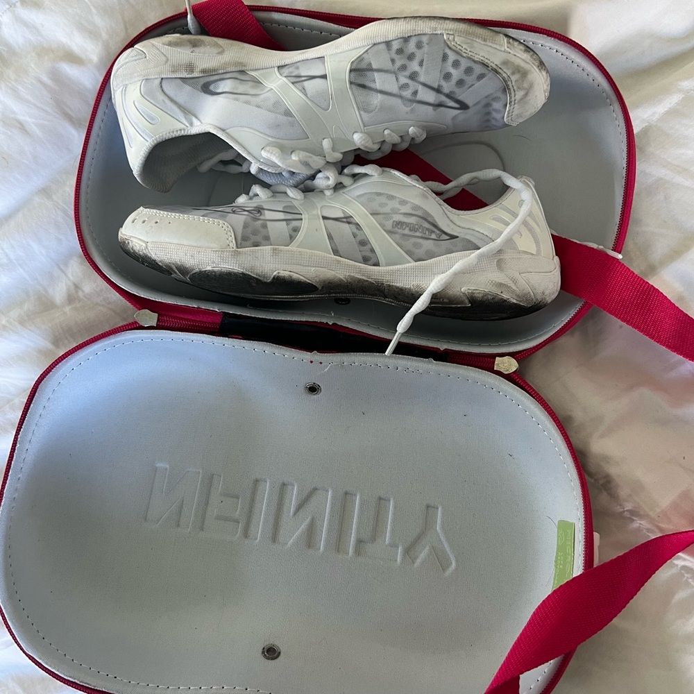 Nfinity Women’s cheer shoes